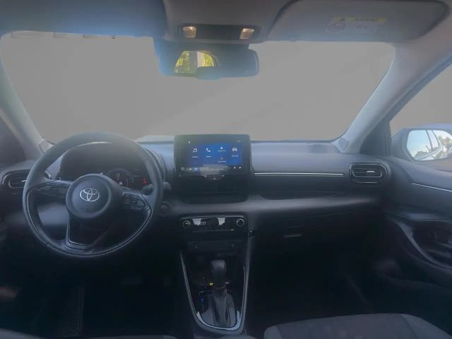 Toyota Yaris Hatchback Team D