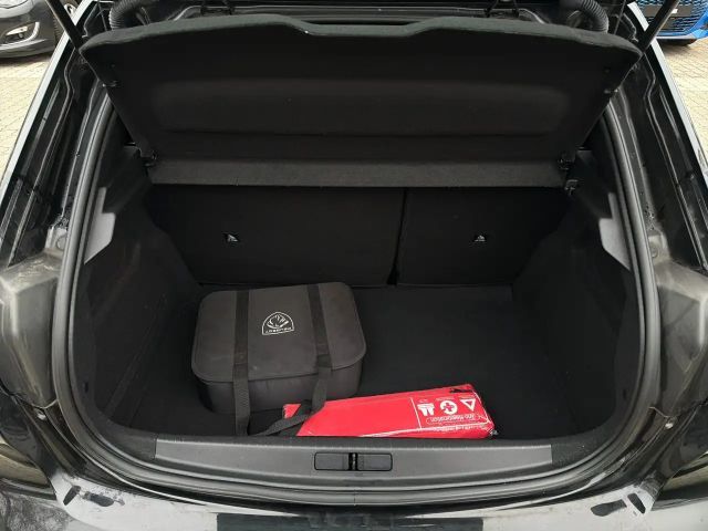 Peugeot E-208 Active Pack