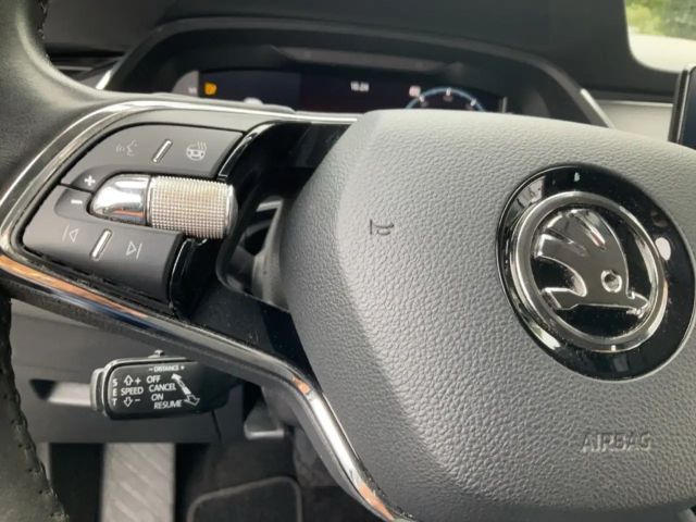 Skoda Octavia 1.4 TSI Combi iV