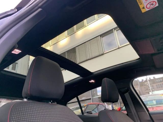 Ford Focus EcoBoost ST Line