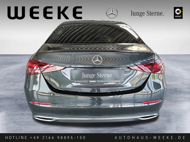 Mercedes-Benz C 180 AVANTGARDE Sedan