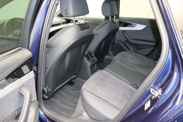 Audi A4 35 TFSI Avant S-Tronic