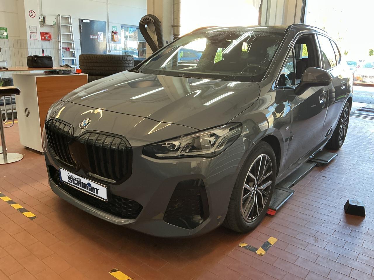 BMW 220 220i Active Tourer