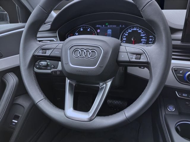 Audi A4 40 TDI Quattro S-Tronic Sedan