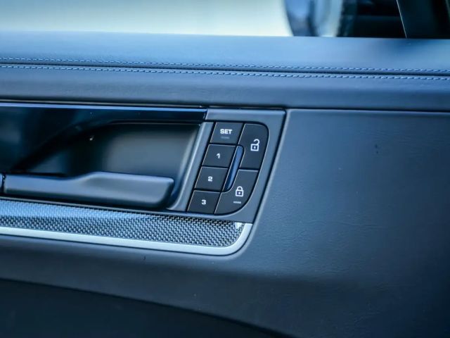 Porsche Cayenne Coupé E-Hybrid Turbo