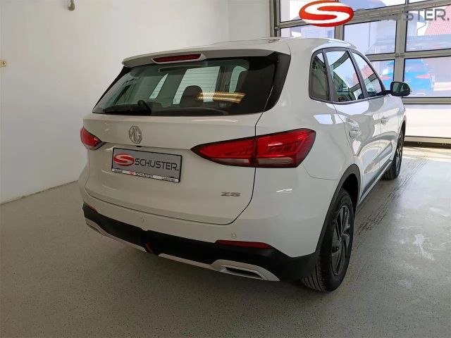 MG ZS + 1,5 MT Select