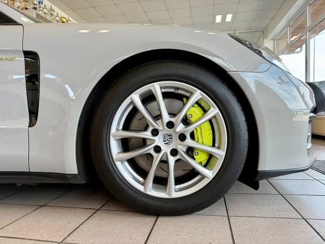 Porsche Panamera 4S E-Hybrid