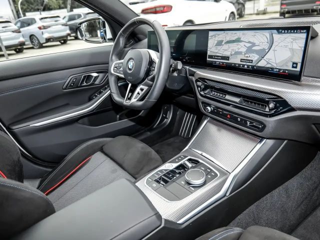 BMW 320 320d M-Sport Sedan xDrive