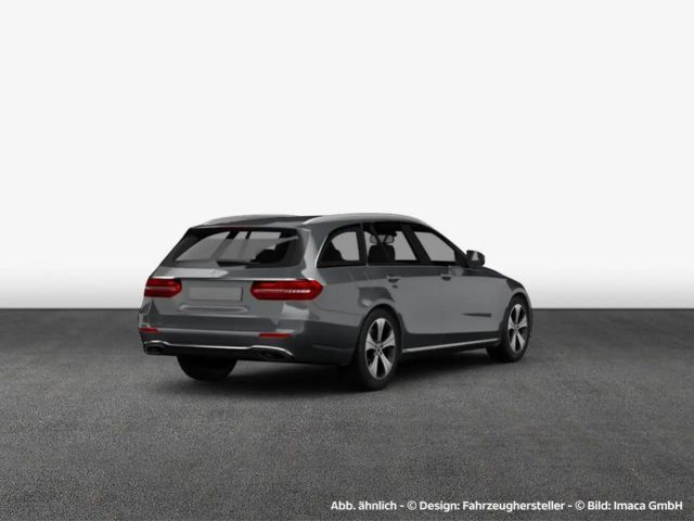 Mercedes-Benz E 300 E 300 e