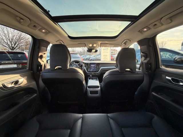 Volvo XC60 Dark Plus