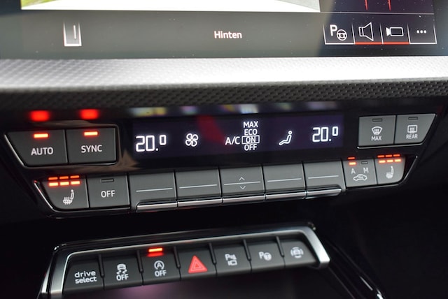 Audi RS3 Quattro S-Tronic Sedan