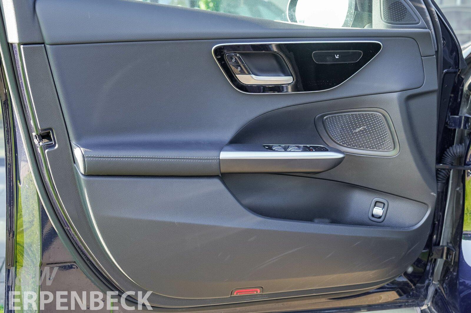 Mercedes-Benz C 220 AVANTGARDE C 220 d Estate