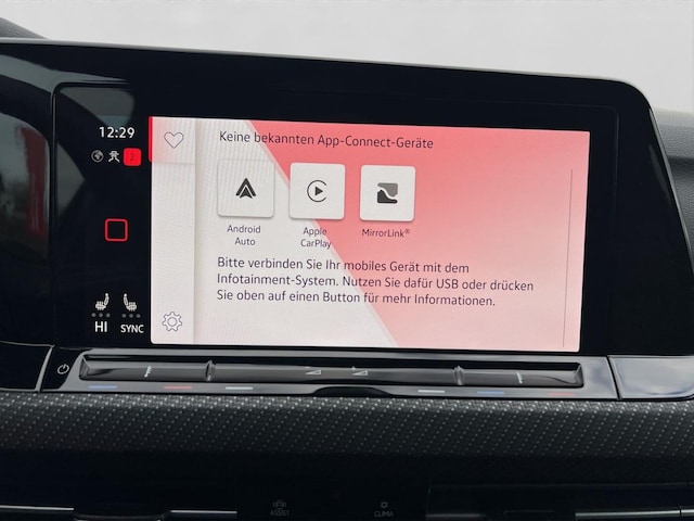 Volkswagen Golf 1.5 eTSI DSG R-Line