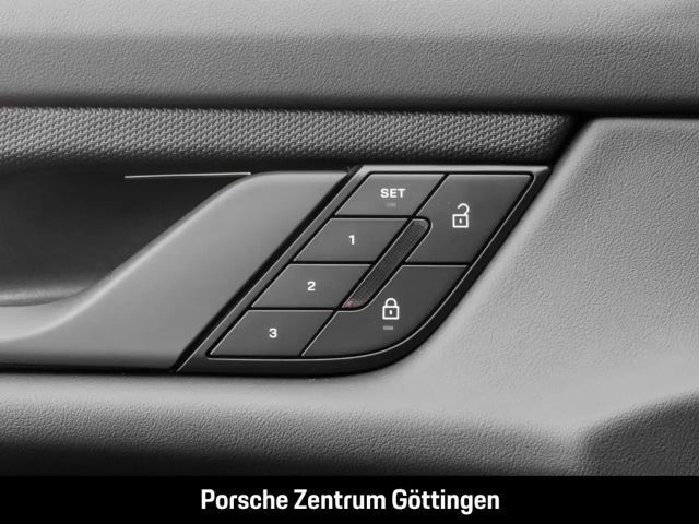 Porsche Taycan 4 Cross Turismo