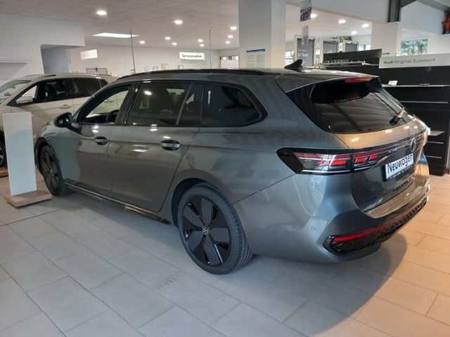 Volkswagen Passat 2.0 TDI R-Line Variant