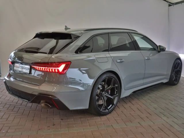 Audi RS6 4.0 TFSI Avant Performance