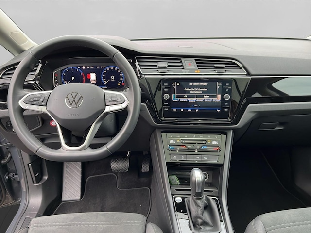 Volkswagen Touran 1.5 TSI DSG Highline