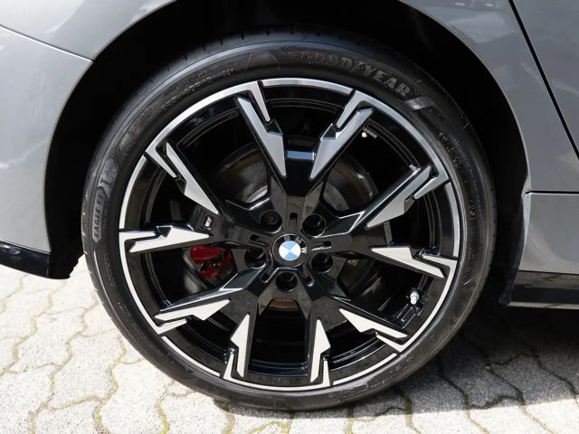 BMW 118 118d M-Sport Sedan