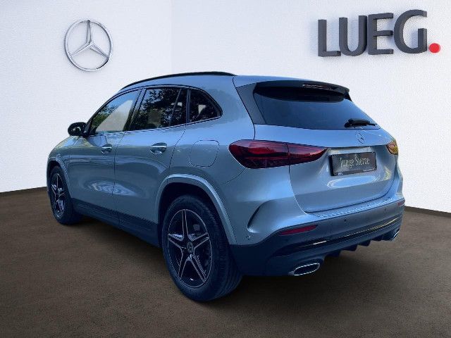 Mercedes-Benz GLA 200 AMG Line