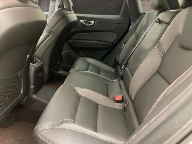 Volvo XC60 AWD Plus T6