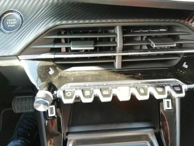 Peugeot 208 Allure Pack EAT8 PureTech