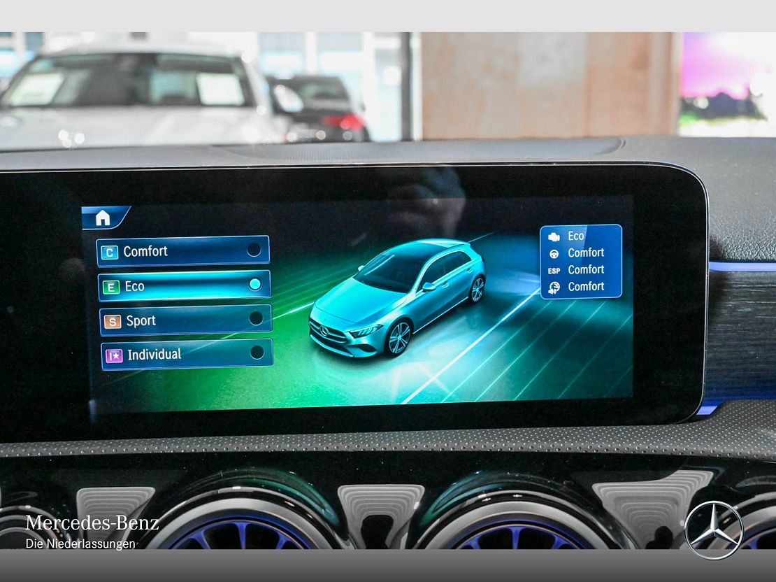 Mercedes-Benz A 200 AMG Line