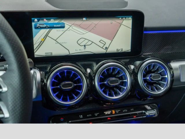 Mercedes-Benz GLB 180 ACC AUT Kam. KlimaA LED LM Navi PDC SHZ