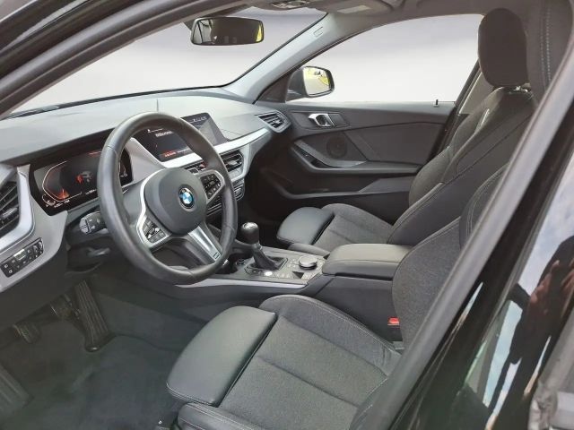 BMW 118 118i Advantage pakket Sedan