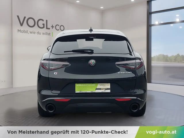 Alfa Romeo Stelvio AT8 Q4 Veloce
