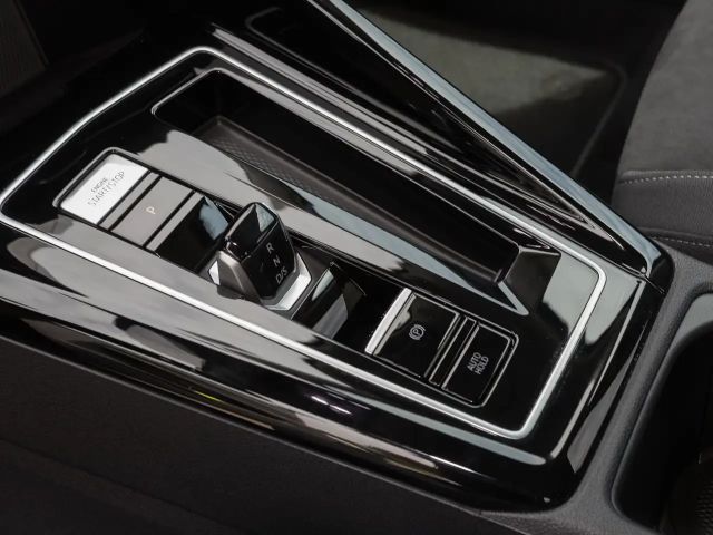 Volkswagen Golf 2.0 TDI DSG Style Variant