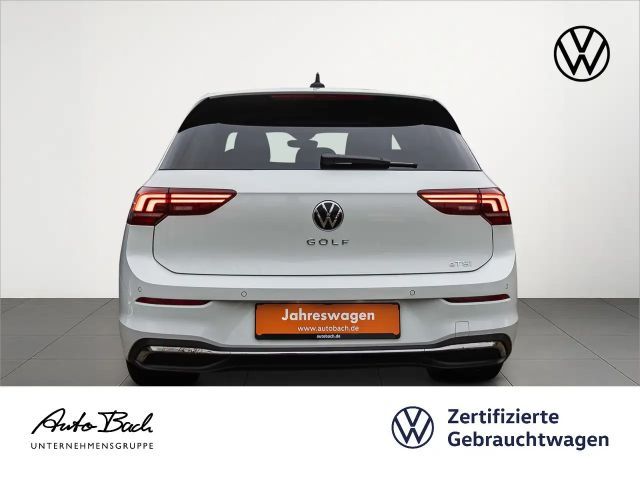 Volkswagen Golf 1.5 eTSI DSG Golf VIII