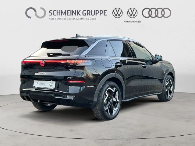 Volkswagen T-Roc 1.5 eTSI DSG R-Line
