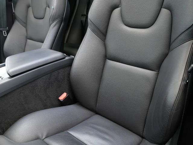 Volvo XC60 AWD Dark Ultimate