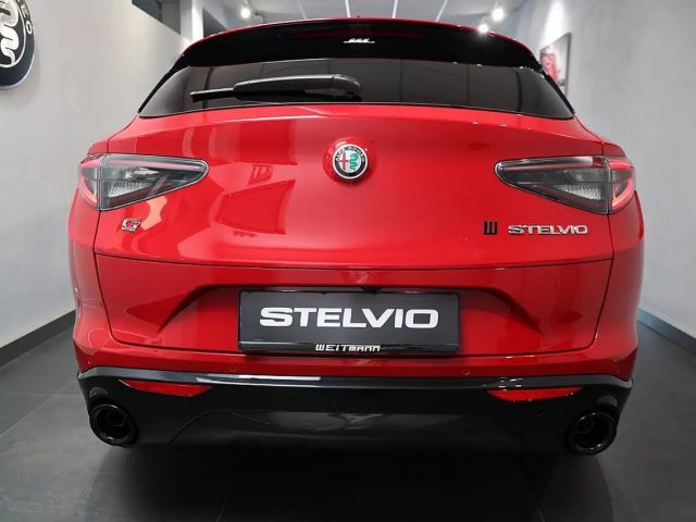 Alfa Romeo Stelvio AT8 Q4 Veloce