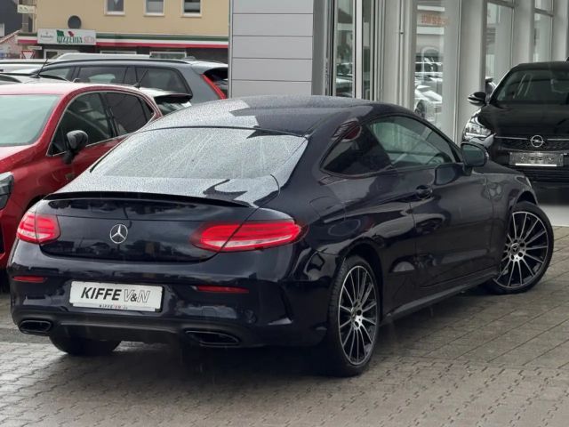 Mercedes-Benz C 180 AMG Line Coupé