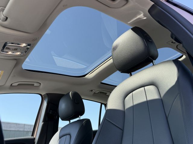 Mercedes-Benz EQA 300 4MATIC