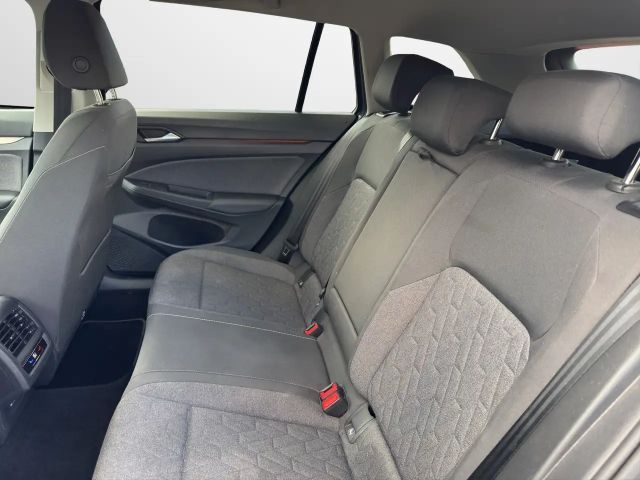 Volkswagen Golf 1.5 TSI Move Variant