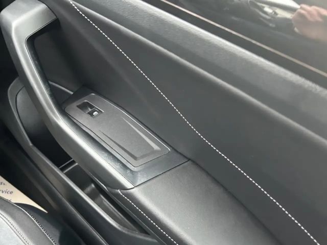 Volkswagen T-Roc 1.5 TSI DSG Plus R-Line