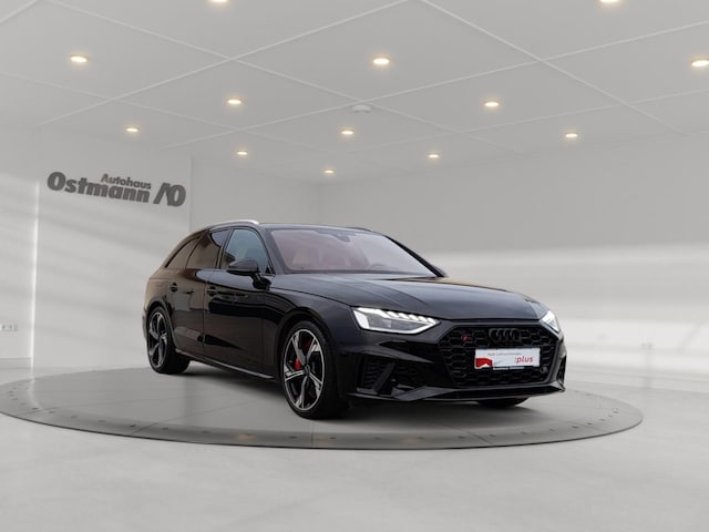 Audi S4 Avant Quattro