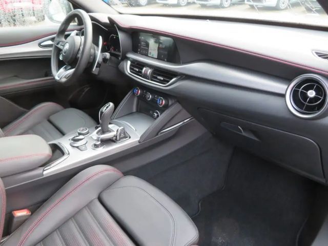 Alfa Romeo Stelvio Q4