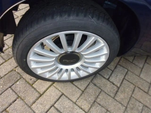 Fiat 500 Hybrid Style Paket + 16" Alufelgen