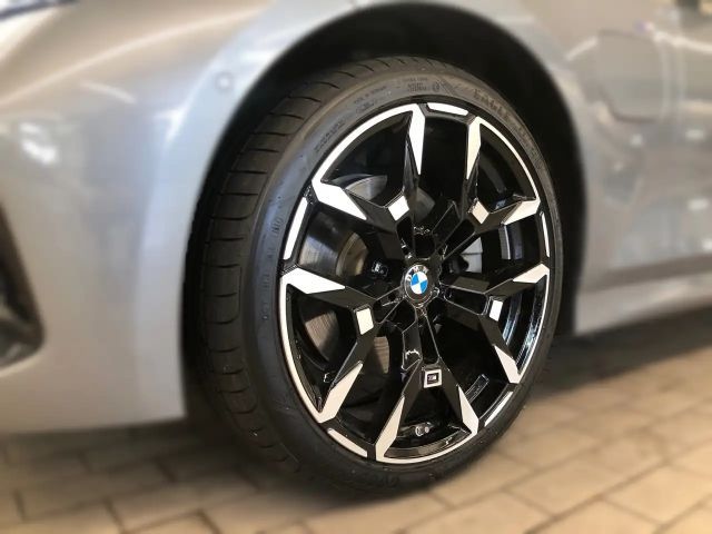 BMW 330 330e Sedan xDrive