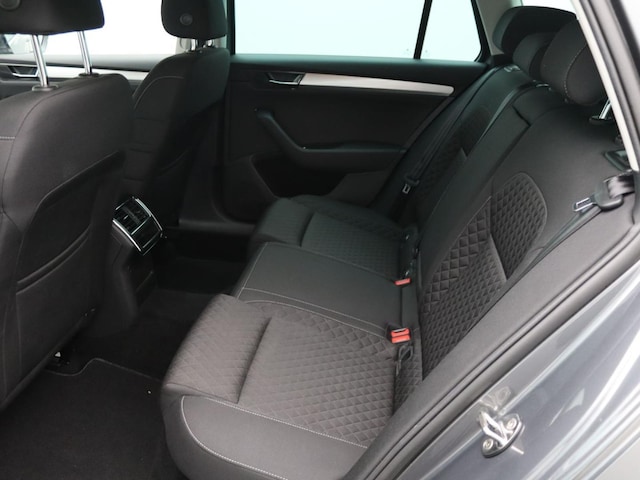 Skoda Superb 2.0 TDI Ambition Combi