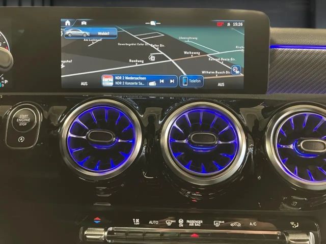 Mercedes-Benz A 200 Limousine PROGR+KAM+LED+AMBI+DIST+PANO+AHK