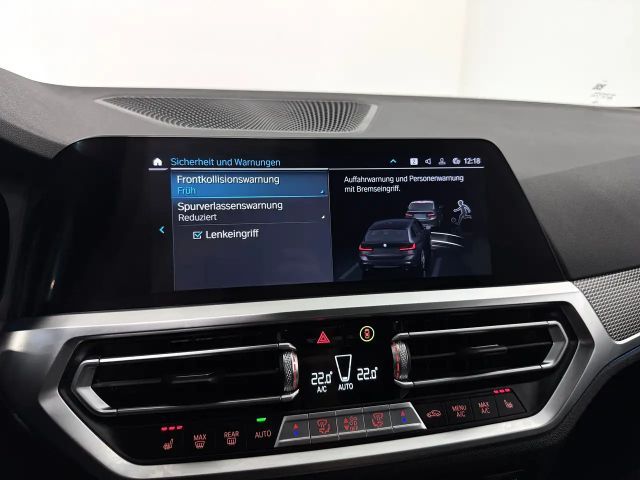 BMW 330 330e M-Sport xDrive