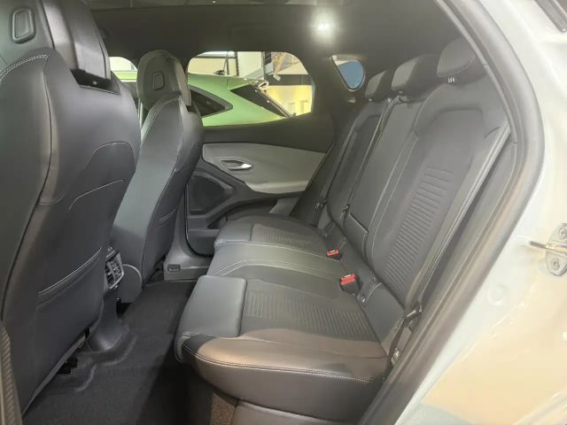 Ford Capri Premium RWD