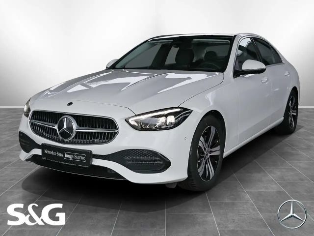 Mercedes-Benz C 180 Sedan