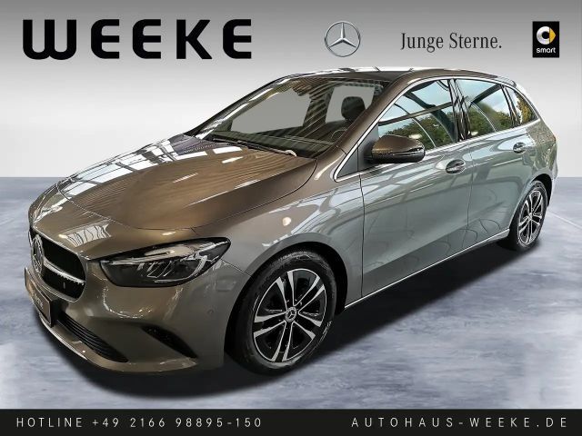 Mercedes-Benz B 180 Progressive Sedan