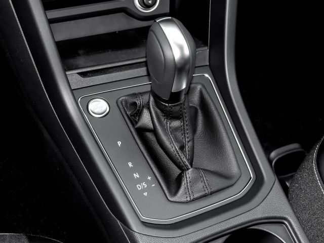 Volkswagen Touran 2.0 TDI DSG IQ.Drive