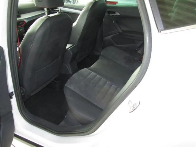 Seat Arona 1.5 TSI DSG FR-lijn